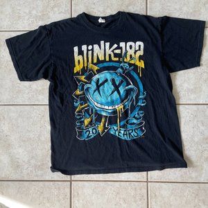 BLINK 182 TOUR SHIRT